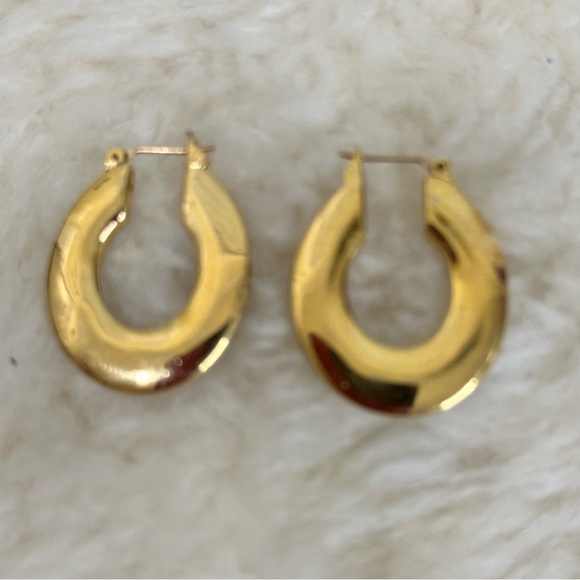 Black Gold Tone Metal Reversible Post Earrings & Evil Eye Adjustable Bracelet - Picture 2 of 11